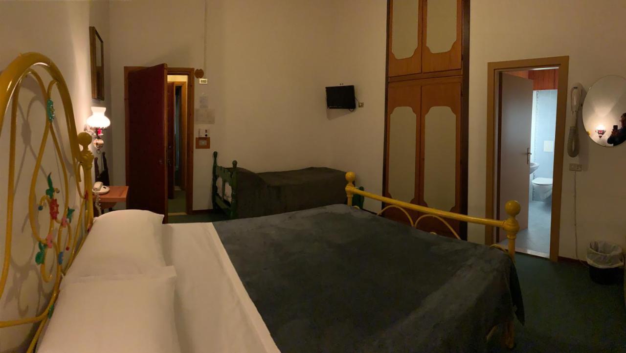 Hotel Ficocle Cervia Esterno foto